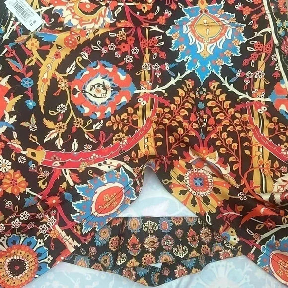 Gretchen Scott Skippy Skort in Magic Carpet - Size Medium - Picture 2 of 10